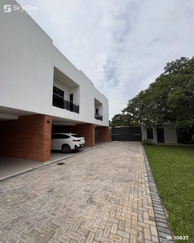 DUPLEX AMOBLADO ZONA CIT B° CERRADO 