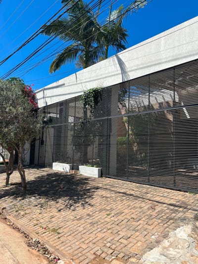 En Venta Hermosa Propiedad En El Barrio Mburucuya