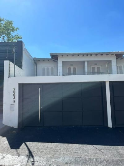 Alquilo duplex residencial en el barrio san Vicente de Asunción