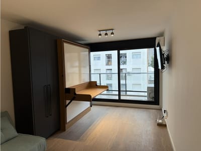 VENDE MONOAMBIENTE - PISO 4 AL FRENTE - FINANCIADO - CORDÓN SUR
