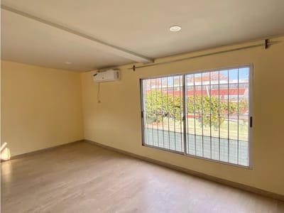 VENDE APARTAMENTO 3 DORMITORIOS - JACINTO VERA.