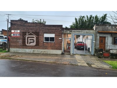 VENDE EXCELENTE OPORTUNIDAD DE INVERSIÓN, 3 CASAS