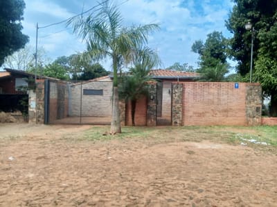 ALQUILO AMPLIA Y HERMOSA CASA EN CAPIATA! PARA VIVIENDA U OFICINA
