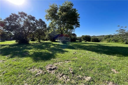 Vendo Terreno Frente a la Costanera Encarnación, Playa San Isidro 