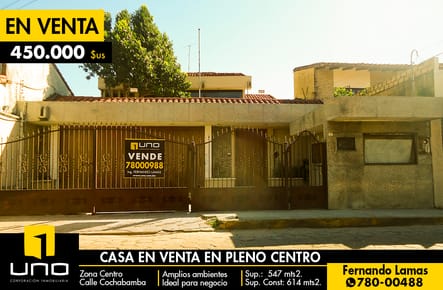 Casa en el centro ideal para negocio.