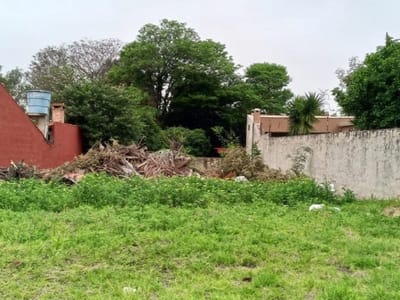 Vendo Terreno de 360 m² en Villa Elisa – Barrio Mbocayaty
