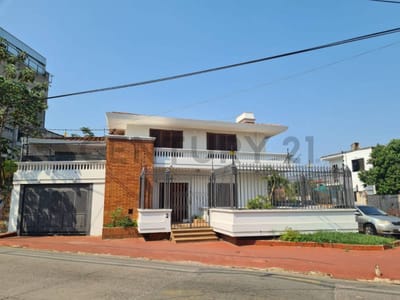 VENDO HERMOSA RESIDENCIA ESPECIAL PARA OFICINA CORPORATIVA O DESPACHO!