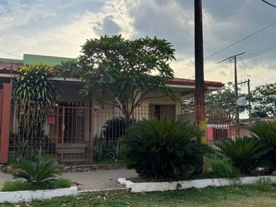 Terreno en esquina 912 m² | Fernando de la Mora