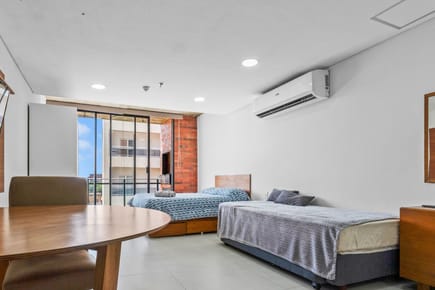EN VENTA. MONOAMBIENTE AMOBLADO EN ASUNCION