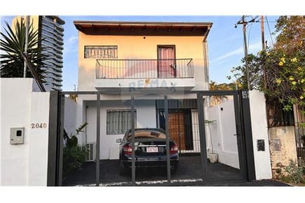DÚPLEX ZONA DERECHO UNA - VENTA
