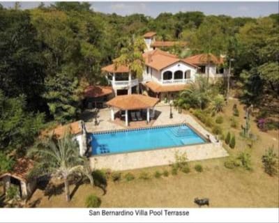 Residencia en Cumbres de San Bernardino: Vistas panorámicas del lago Ypacaraí