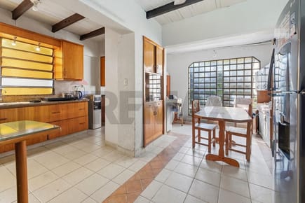 Amplia casa en venta en San Vicente