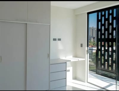 En alquiler monoambiente en condominio Isuto By One
