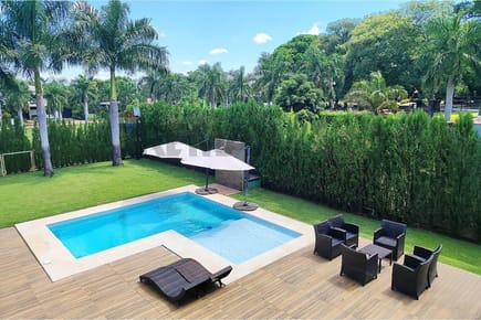 Casa venta Lambare zona Yacht
