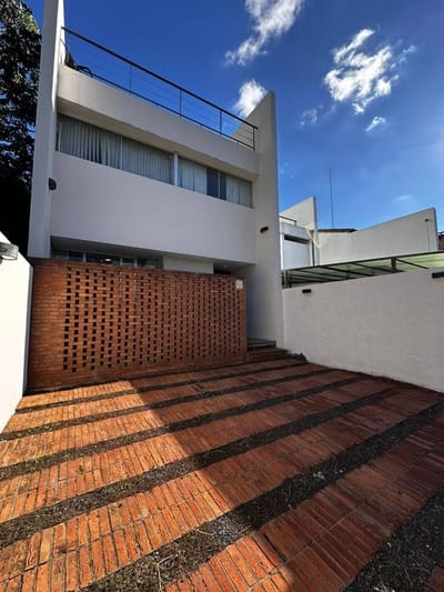 ALQUILO DUPLEX EN TRINIDAD 
