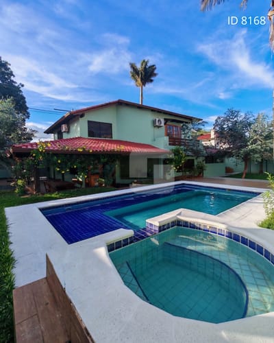 Venta de Casa en Fdo de la Mora - Zona Norte, Laguna Grande