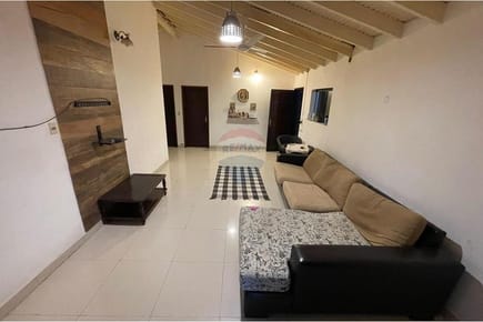 VENDO CASA MODERNA EN SAN LORENZO – BARRIO SAN LUIS
