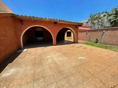 VENDO CASA EN GRUPO HABITACIONAL AEROPUERTO