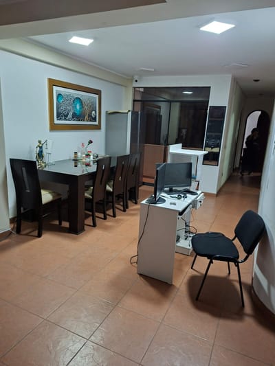 Vendo Dpto. 1piso Puerta Calle 4dorm.+escrit.+cochera Urb. Villa Sol Los Olivos.