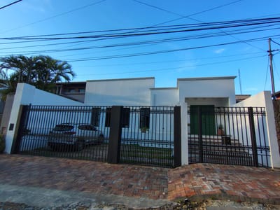 ALQUILER DE ELEGANTE RESIDENCIA  Barrio RECOLETA