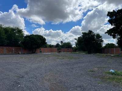 ESQUINA COMERCIAL EN SAN JORGE – 2.300 m² DE ALTO POTENCIAL