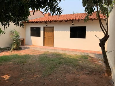 VENDO CASA DE DOS HABITACIONES EN VILLA ELISA