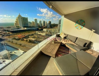 Apartamento en venta y alquiler 3 dormitorios