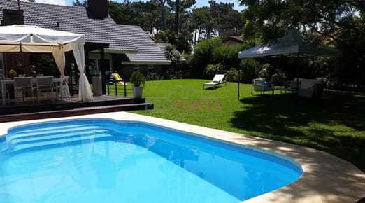 Espectacular casa con todas las comodidades de 3 dormitorios