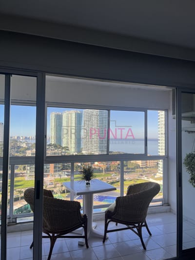 Apartamento en alquiler temporal con todos los servicios, en la mansa, 3 dormitorios.