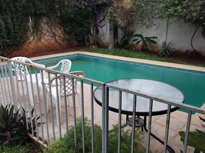 VENDO CASA  EN BARRIO MBURUCUYÁ!!!!!