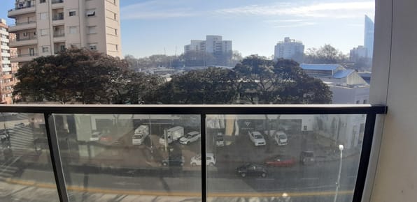 Apartamento En Venta De 2 Dormitorios Con Cochera En Aguada