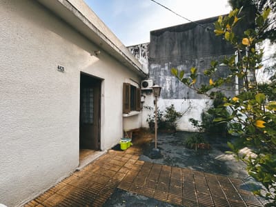 Casa en venta c/ cochera en Prado