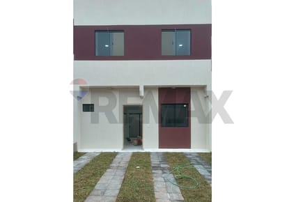 VENDO DUPLEX EN LAMBARE DE 2 DORMITORIOS
