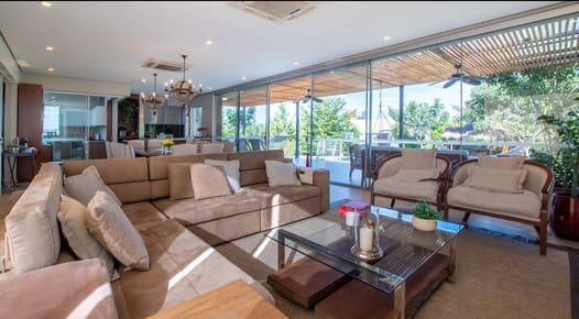 Exclusiva Residencia en Condominio Surubí'i | 2.193 m² | Amoblada