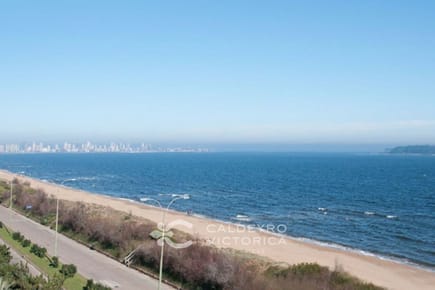 Terreno en Rambla de Punta del Este ref. 9641