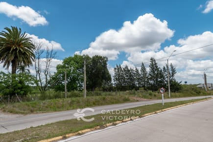 Venta de Terreno próximo a Ruta 102 10139, Montevideo.