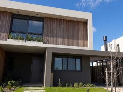 Casa en alquiler en Marinas de Carrasco