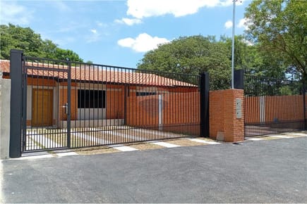 Vendo Amplio chalet a estrenar de 2 hab en Villa Elisa