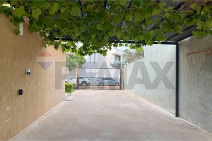 Casa - Alquiler - Lambaré, Central, Paraguay