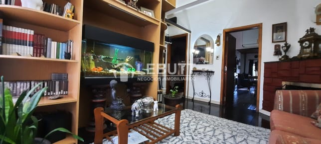 CASA VENTA 2 DORMITORIOS BAÑO APARTAMENTO INDEPENDIENTE GARAJE X 3 MALVIN NORTE