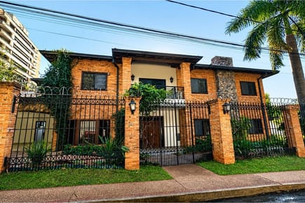 Residencia-Alquiler-Av Ciudad del Vaticano c/ Cnel Brizuela, Asunción