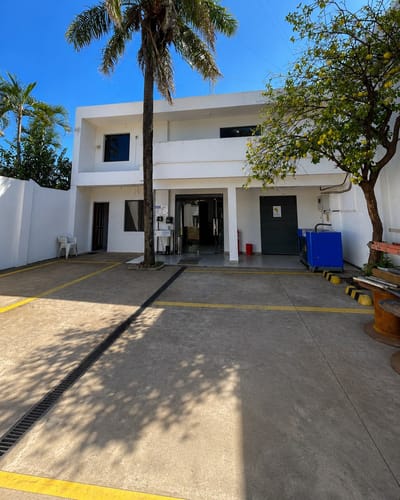Vendo Propiedad Comercial en Los Laureles | Renta Activa | 400 m² | Inversión