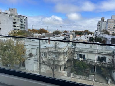 Venta apto a estrenar Punta Carretas 1 dorm , 1 baño y garaje