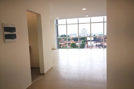 Oficina-Venta-Avda Félix Bogado, Pettirossi, Asunción