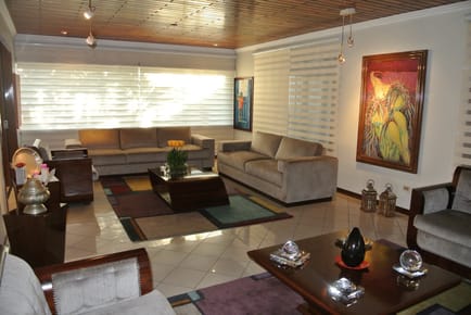 BELLISIMA RESIDENCIA  ZONA ESTE