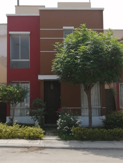 ALQUILO CASA EN VILLA CLUB 1 CARABAYLLO 150M2 3PISOS 