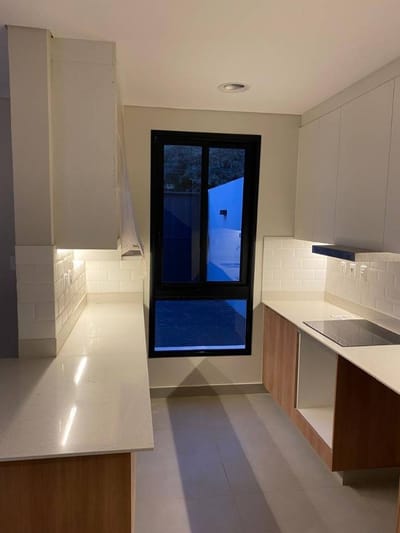 ALQUILO DUPLEX DE 3 DORMITORIOS EN VILLA AURELIA