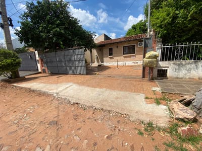 Ideal para tu Familia, Casa en Villa Elisa en venta