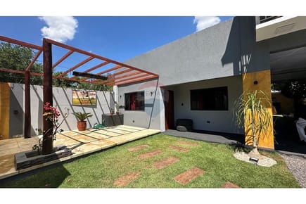Casa - Venta - Limpio, Central, Paraguay