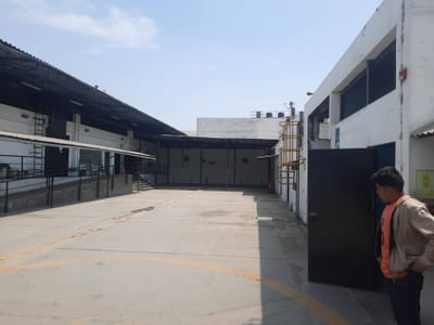 Ate   Alquilo Almacén  de  2,800 m2